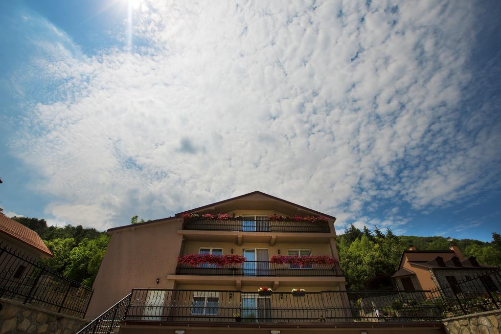 The Green Apartments Magarevo Εξωτερικό φωτογραφία