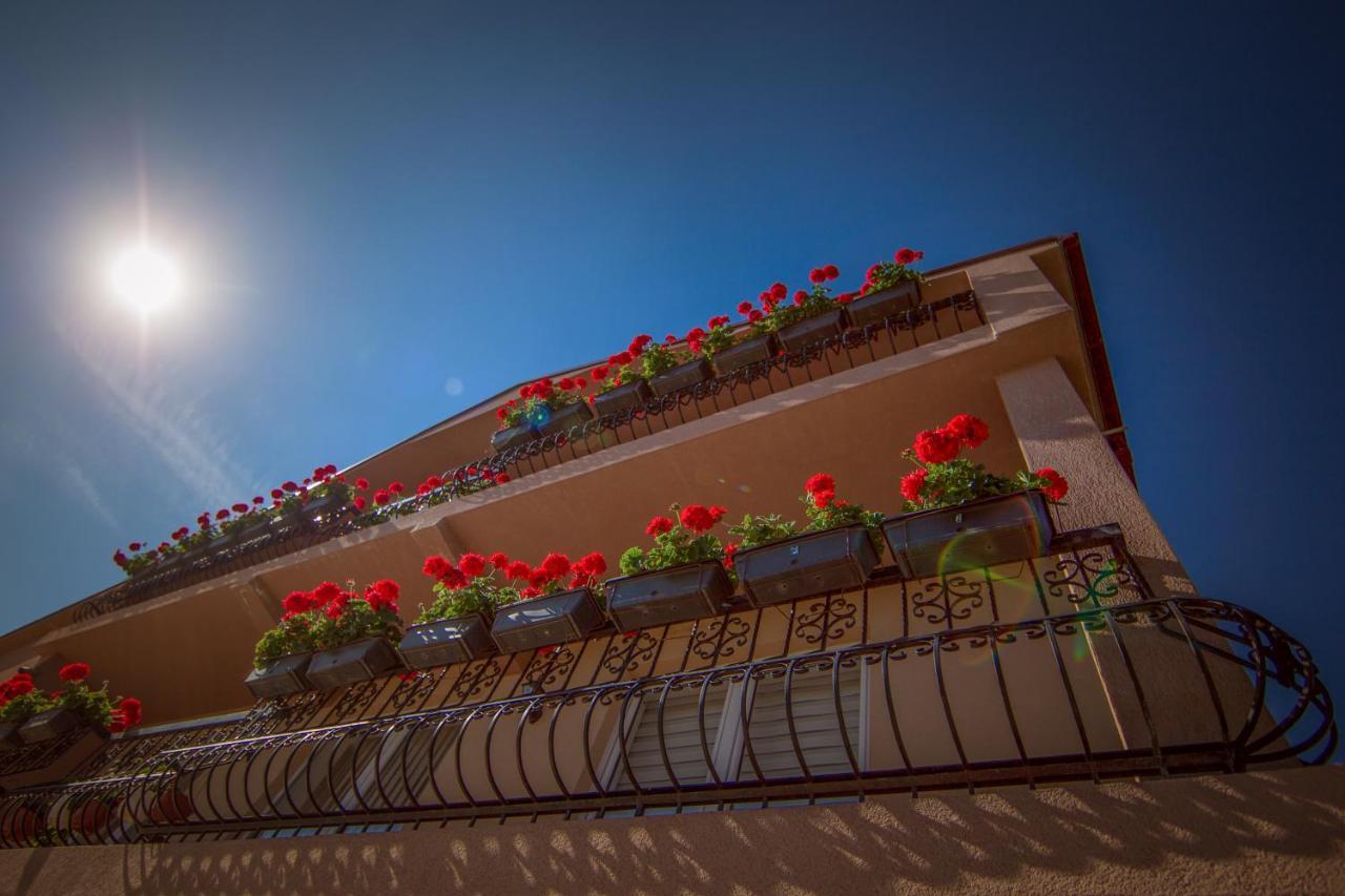 The Green Apartments Magarevo Εξωτερικό φωτογραφία